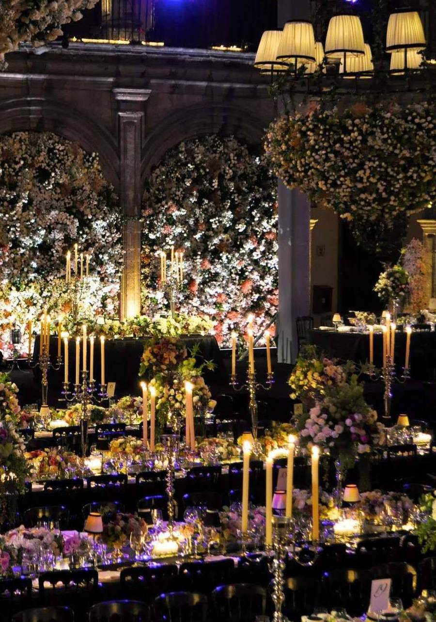 Banquete a la luz de las velas